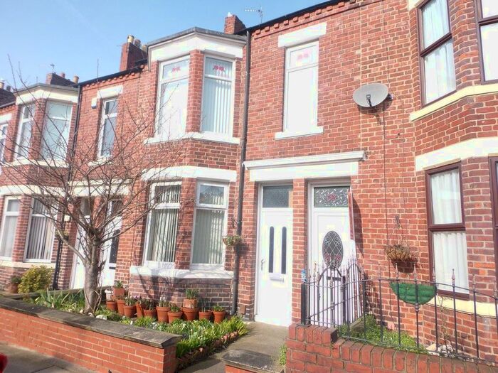 2 Bedroom Flat To Rent In Marine Approach, South Shields, NE33