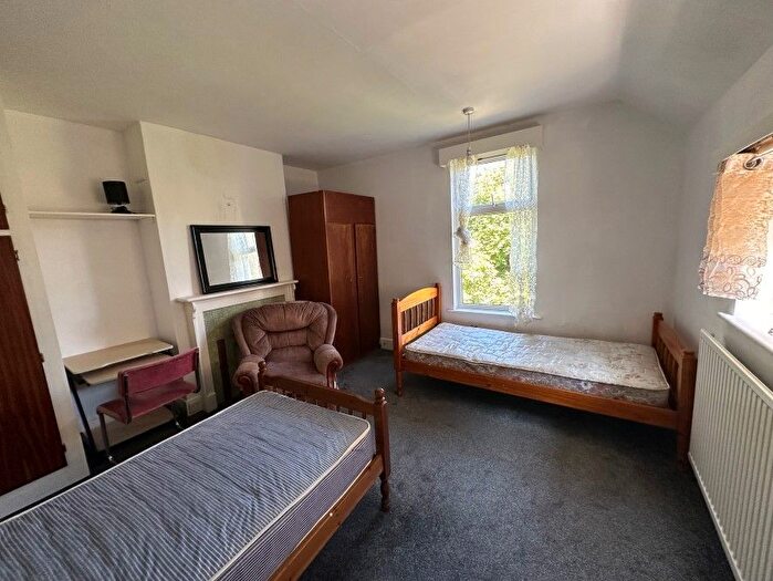4 Bedroom Detached House For Sale In Recreation Road, Norwich, Norfolk, NR2