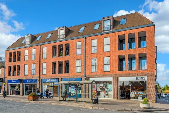 1 Bedroom Apartment For Sale In Regent Place, Sycamore Road, Amersham, Buckinghamshire, HP6