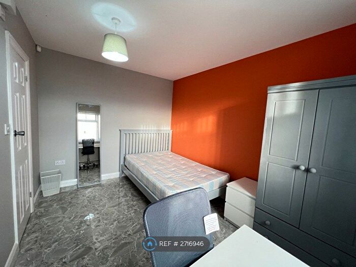 5 Bedroom Detached House To Rent In Charter Avenue, Coventry, CV4