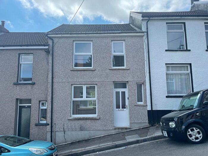 2 Bedroom Terraced House To Rent In Oakwood Street, Treforest, Pontypridd, CF37