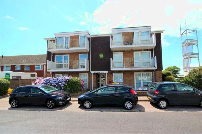 1 Bedroom Apartment To Rent In Warnham Court, Chester Avenue, Lancing, West Sussex, BN15