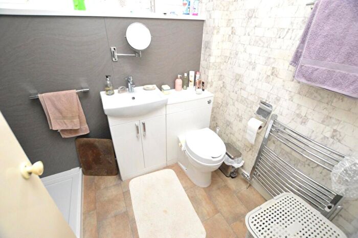 3 Bedroom Terraced House For Sale In Coombe Park, Saltash, Cornwall, PL12