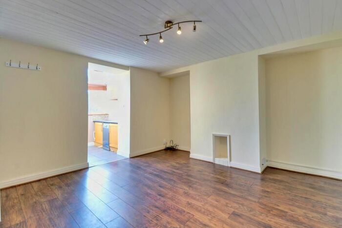 2 Bedroom Terraced House To Rent In Parkside, Horsforth, Leeds LS18