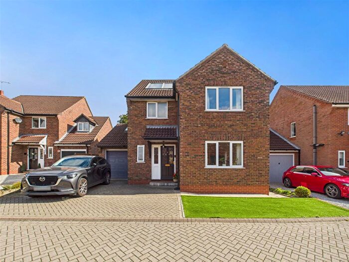 3 Bedroom Detached House For Sale In Bartrams, Welton, HU15