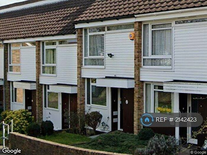 2 Bedroom Terraced House To Rent In Alpine Close, Croydon, CR0