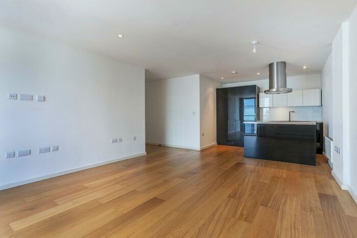1 Bedroom Apartment To Rent In Hornsey Road, London, N7