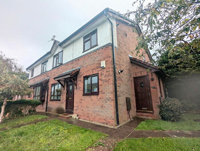 2 Bedroom Apartment To Rent In Ashdown Close, Southport, Merseyside, PR8