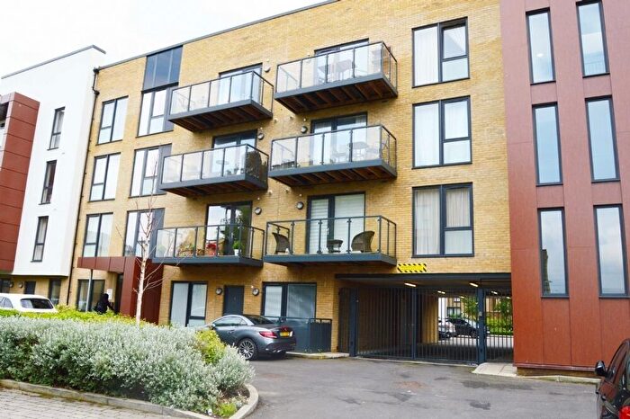 1 Bedroom Flat To Rent In Ashflower Drive, Harold Wood, RM3