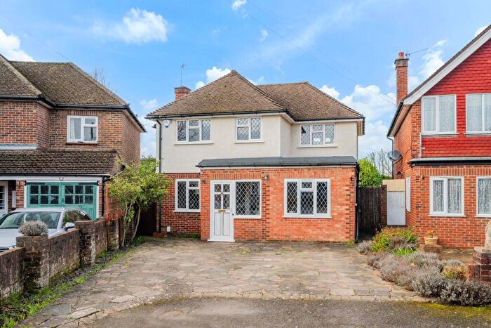 3 Bedroom Detached House For Sale In Purberry Grove, Ewell Village, KT17