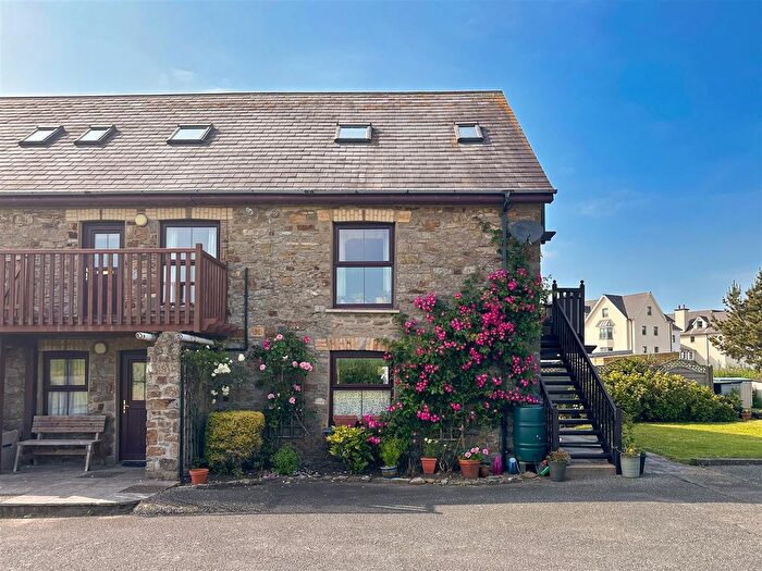 3 Bedroom Flat For Sale In The Coach House, Broadhaven, Haverfordwest, SA62