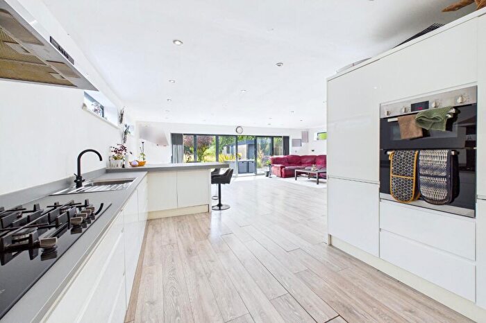5 Bedroom Detached House For Sale In Anvil Crescent, Broadstone, Dorset, BH18 - Photo 12
