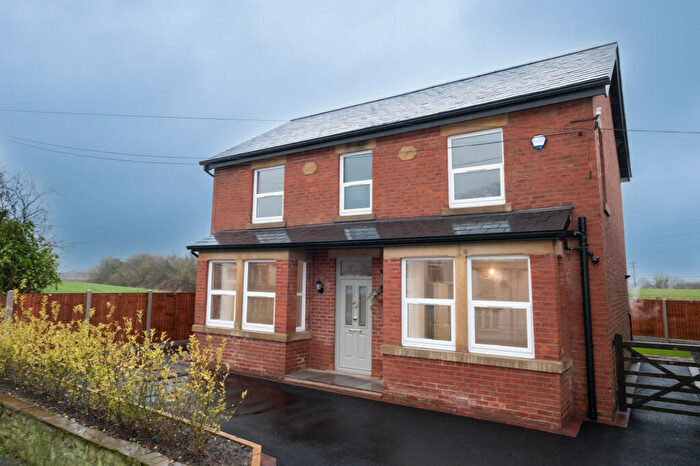4 Bedroom Detached House For Sale In Garstang Road, Barton, Preston, PR3