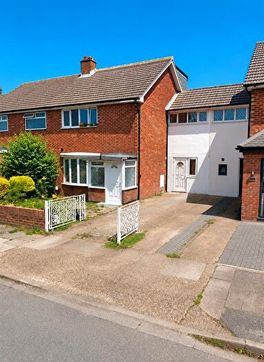 Studio To Rent In Keats Way, West Drayton, UB7