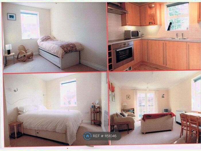 2 Bedroom Flat To Rent In Ormonde Gardens, Newbury RG14