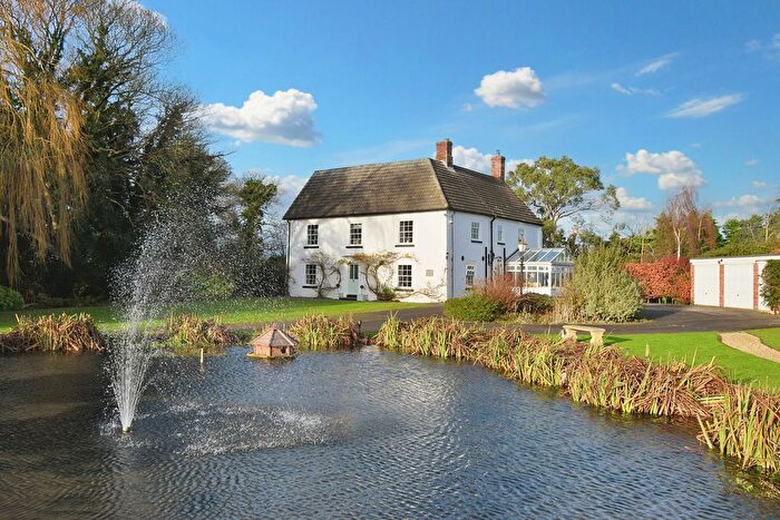 4 Bedroom Farmhouse For Sale In Churchthorpe, Fulstow, Louth, LN11