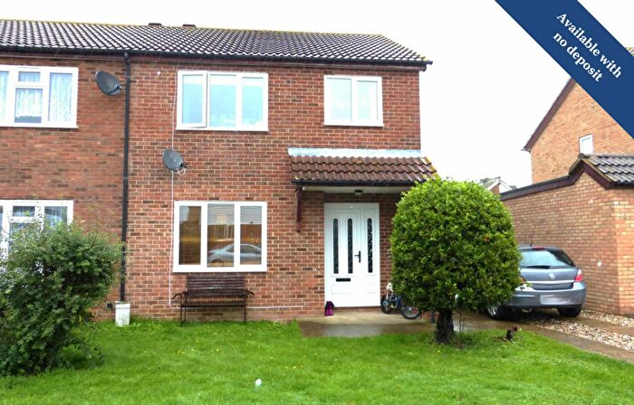 3 Bedroom Semi-Detached House To Rent In Cornwall Road, Greenhill, CT6