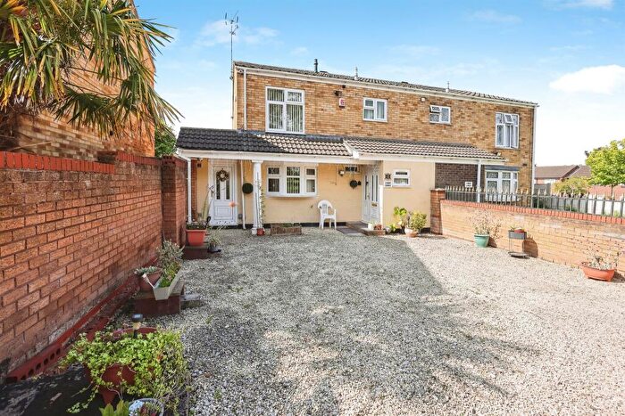 3 Bedroom Semi-Detached House For Sale In Mary Street, Balsall Heath, Birmingham, B12