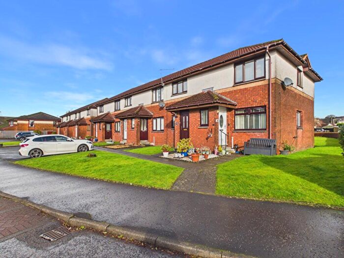 2 Bedroom Apartment To Rent In Dumbuck Gardens, Dumbarton, G82