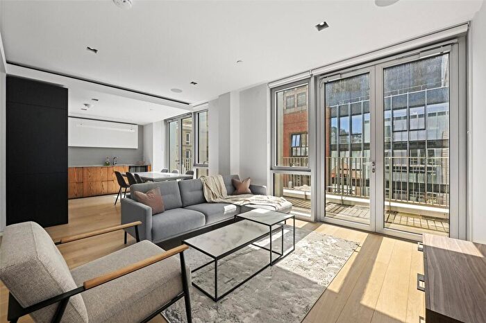 2 Bedroom Apartment To Rent In Bartholomew Close, London, EC1A