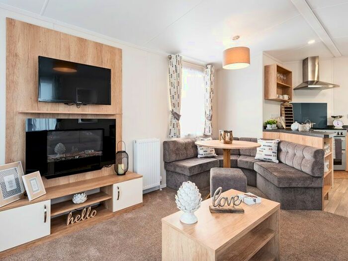 2 Bedroom Mobile/park Home For Sale In Harcombe Cross, Chudleigh, Newton Abbot, Devon, TQ13
