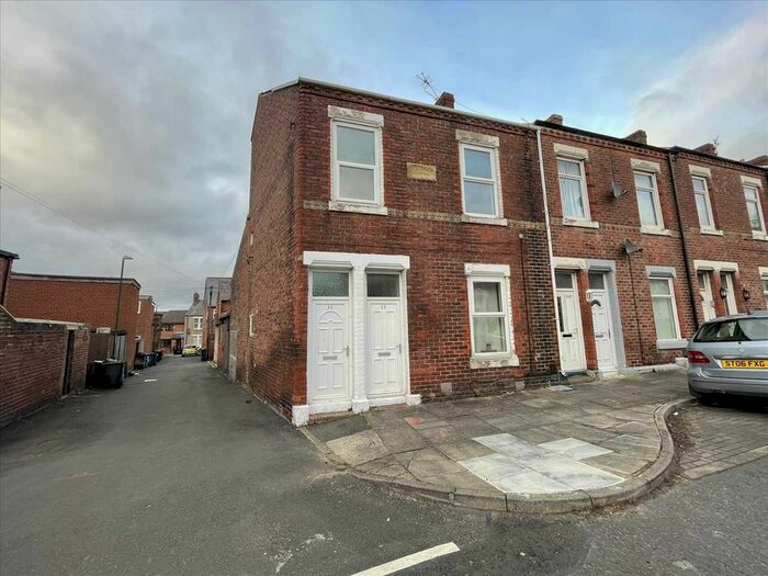 2 Bedroom Flat To Rent In East Moffett Street, South Shields, NE33