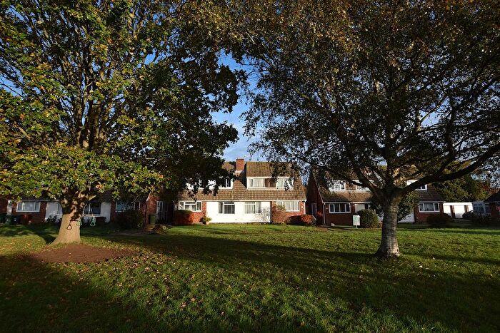3 Bedroom Semi-Detached House To Rent In The Glades, Bexhill-On-Sea, TN40
