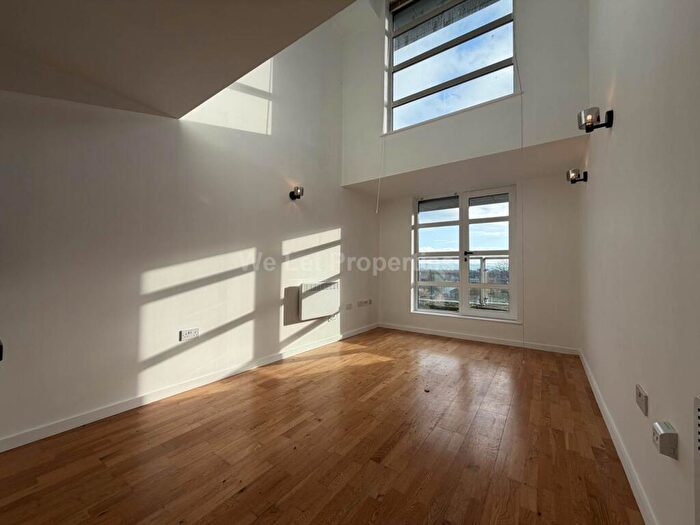 1 Bedroom Apartment To Rent In Victoria Mill, Reddish, SK5