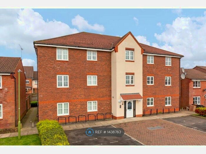 1 Bedroom Flat To Rent In Cromdale Walk, Stevenage, SG1