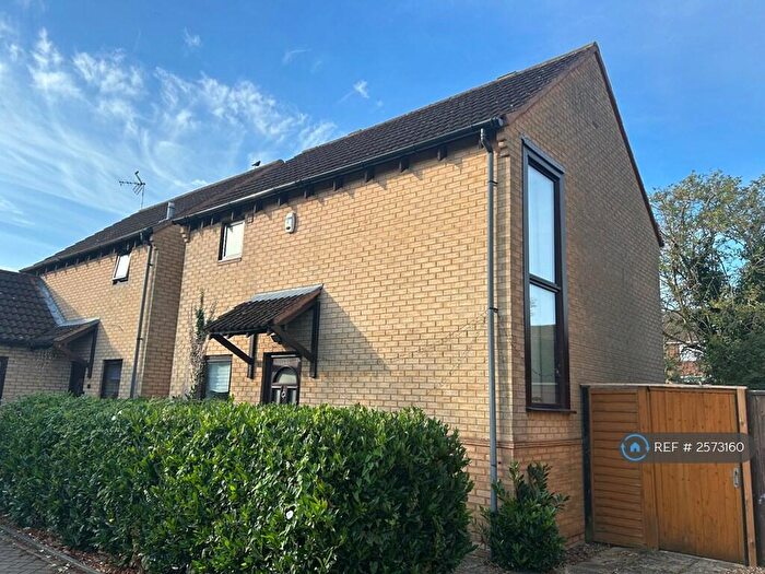 2 Bedroom Detached House To Rent In Homeward Court, Loughton, Milton Keynes, MK5