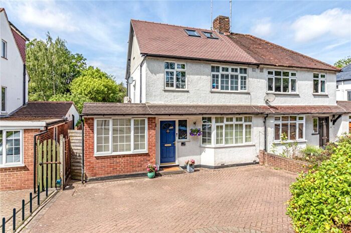 4 Bedroom Semi-Detached House For Sale In Brooklands Road, Weybridge, Surrey, KT13