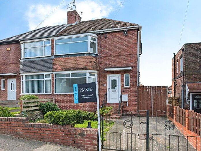 2 Bedroom Semi-Detached House For Sale In Robsheugh Place, Fenham, Newcastle Upon Tyne, NE5