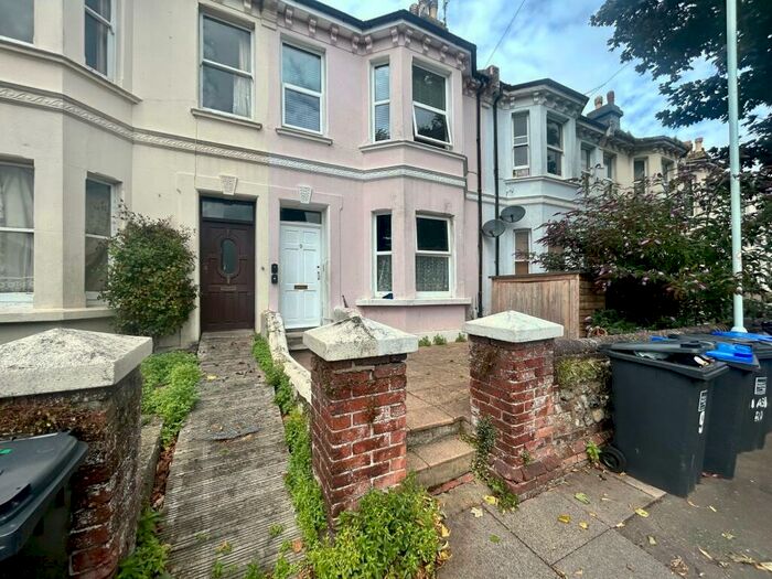 1 Bedroom Apartment To Rent In Ashdown Road, BN11