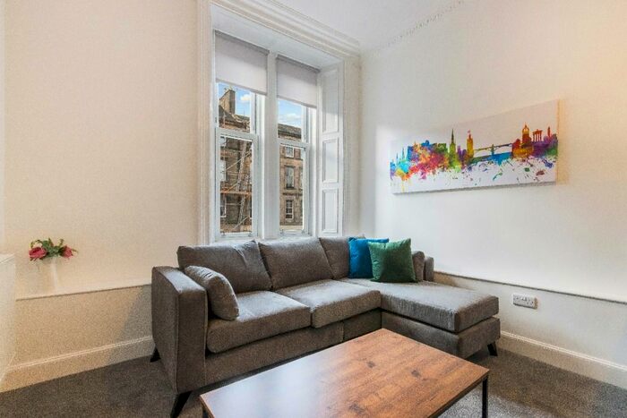 2 Bedroom Flat To Rent In Montgomery Street, Hillside, Edinburgh, EH7