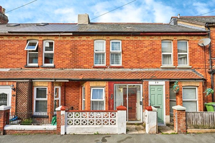 2 Bedroom Terraced House For Sale In Orchard Road, East Cowes, PO32