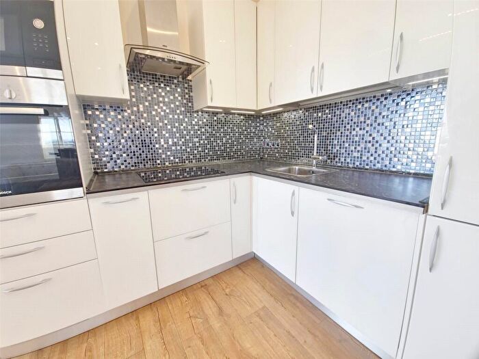 1 Bedroom Apartment To Rent In High Road, Chadwell Heath, Romford, RM6