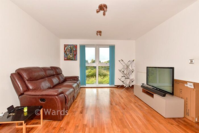 2 Bedroom Apartment For Sale In Olympia Way, Whitstable, Kent, CT5