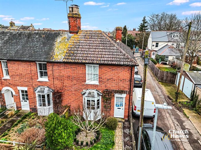 3 Bedroom House For Sale In Witney Road, Burnham-On-Crouch, CM0