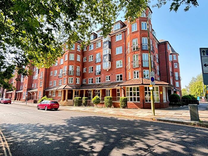 2 Bedroom Retirement Property For Sale In Westgate Street, Castlemeads Court, GL1
