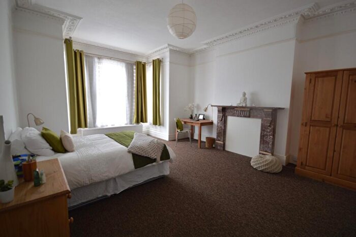 6 Bedroom Terraced House To Rent In Beechwood Avenue, Plymouth, PL4
