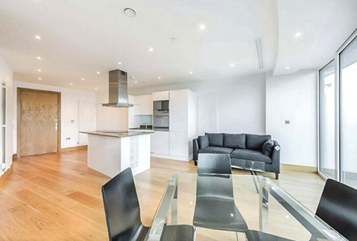 1 Bedroom Apartment To Rent In Crossharbour Plaza, London, E14