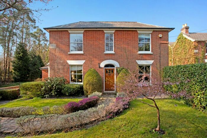 5 Bedroom Detached House To Rent In Lake Road, Curdridge, Southampton, SO32