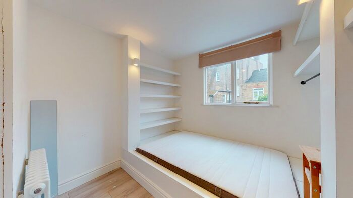 Studio To Rent In Claremont Road, London, W9