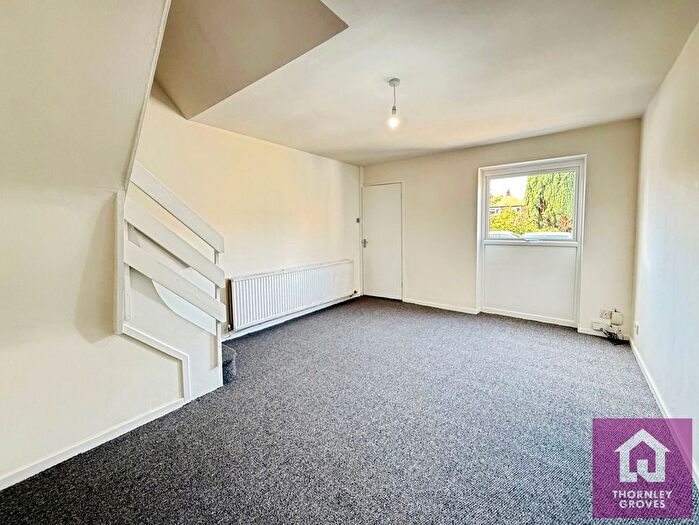 2 Bedroom Terraced House To Rent In Glendevon Place, Whitefield, Manchester, M45