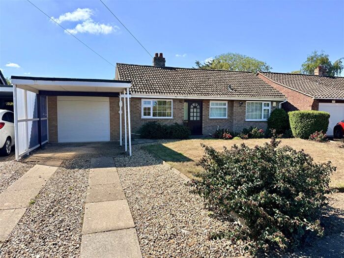 2 Bedroom Bungalow For Sale In Clifton Road, Wymondham, NR18