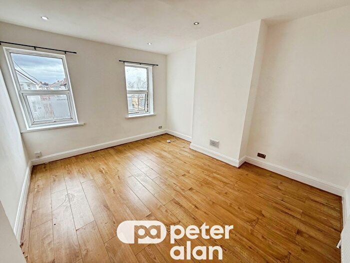 1 Bedroom Flat To Rent In Caerphilly Road, Cardiff, CF14