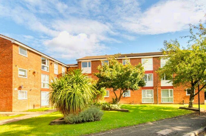 2 Bedroom Flat To Rent In Archery Close, Wealdstone, Harrow, HA3