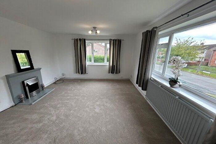 2 Bedroom Flat To Rent In Honiton Road, Swindon, SN3