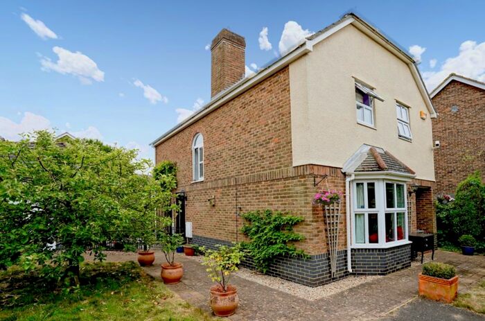 4 Bedroom Detached House For Sale In Mount Pleasant, Great Paxton, St. Neots, Cambridgeshire, PE19