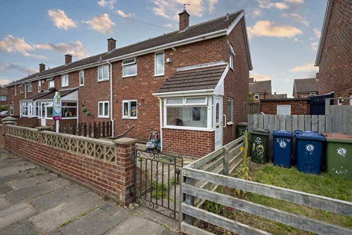 3 Bedroom End Of Terrace House For Sale In Church Close, Marske-By-The-Sea, Redcar, TS11